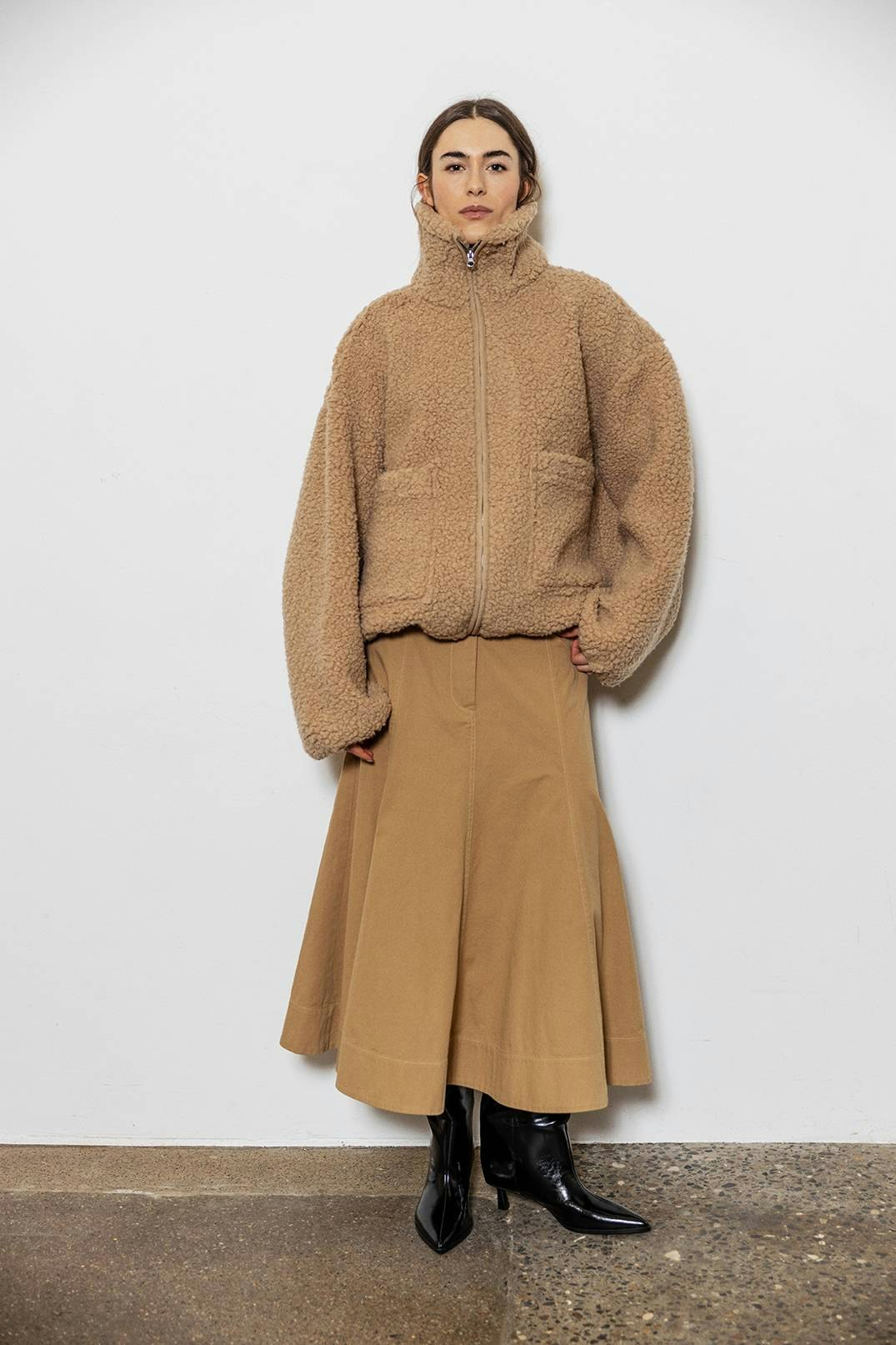 Teddyjacka i ullfleece, stor rymlig modell, med blixtlås och fickor, Project AJ117