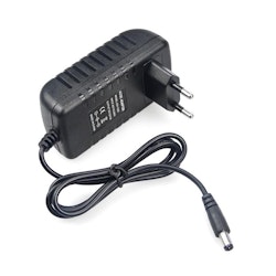 Strömadapter PSE50018 till 12V/2A 5,5/2,1mm