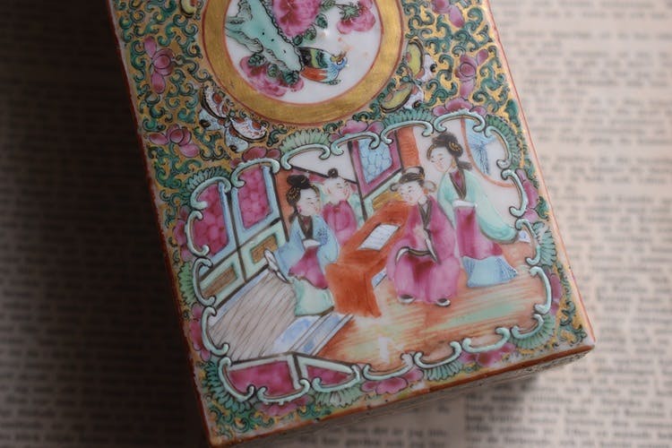 Antique Chinese Canton Mandarin Enamel Brush Box, Late Qing