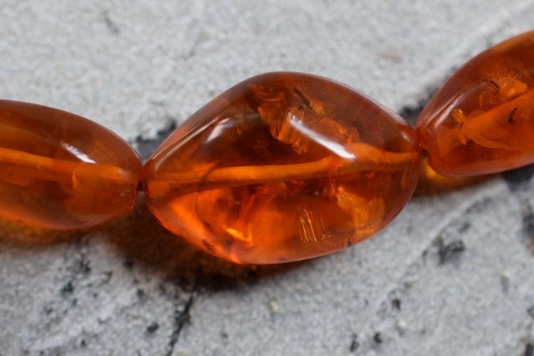 Natural Amber necklace baltic amber 1970s 50G 59CM