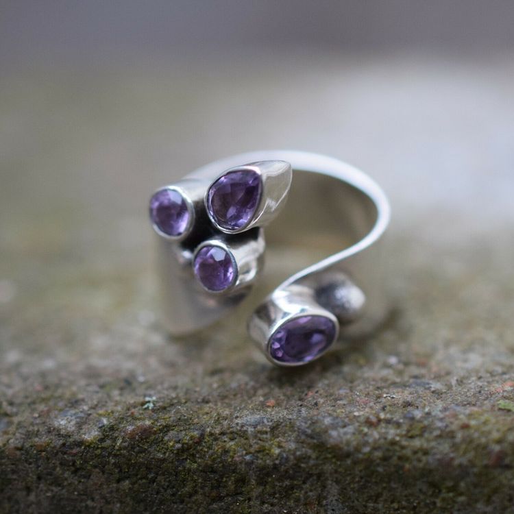 Adjustable ring with leaf and Amethyst stone in 925 Sterling Silver 