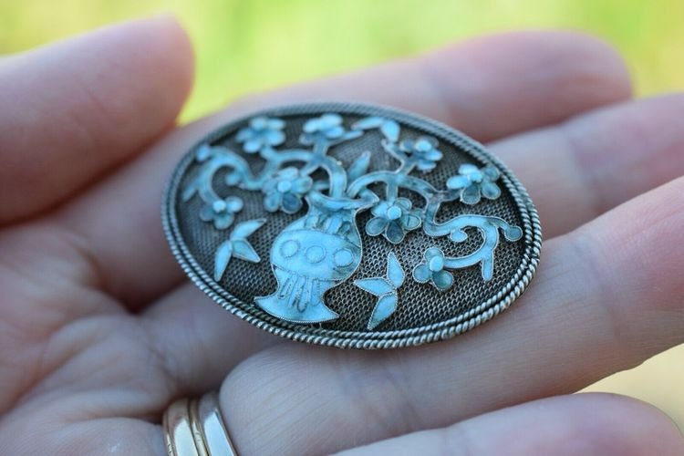 Antique Qing Dynasty Republic Chinese filigree enamel handmade silver brooch