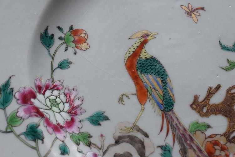 Antique Chinese Porcelain plate Famille rose Yongzheng / Qianlong 18th c #557