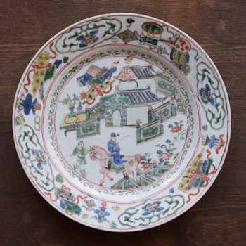 An Antique Chinese famille verte horseman plate Kangxi period Qing Dynasty