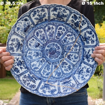 A very large Kangxi charger with lotus pattern