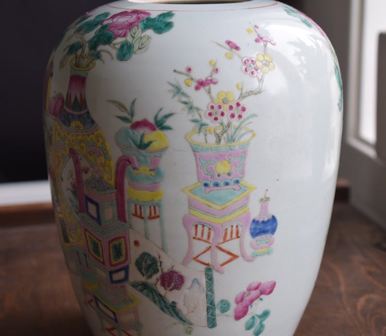 Antique Chinese porcelain ginger jar 19th C Nonya Straits Peranakan Tongzhi