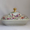 Antique Chinese Export Rose Mandarin Porcelain Tureen, Canton early 19th Century