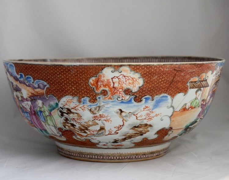 Huge Antique Chinese Monster sized Punch Bowl Qianlong Period 41 cm / 16,1 Inch