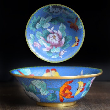 Chinese Cloisonné bowl decorated with flowers and butterfly, 20th century