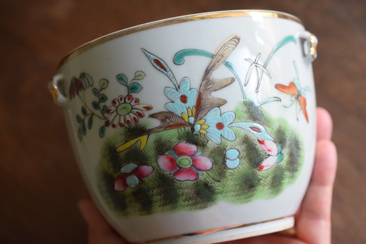 Antique famille rose lidded bowl with butterfly pattern Republic Period