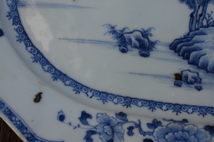Antique Chinese Export Blue and White Porcelain platter, Qianlong period #698