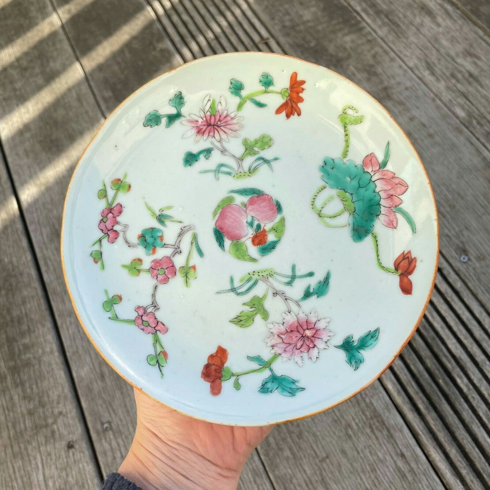 Antique chinese famille rose plate decorated with peach and flowers #802