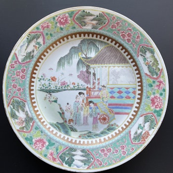Large famille rose charger, romance of the western chamber, Late Qing / Republic