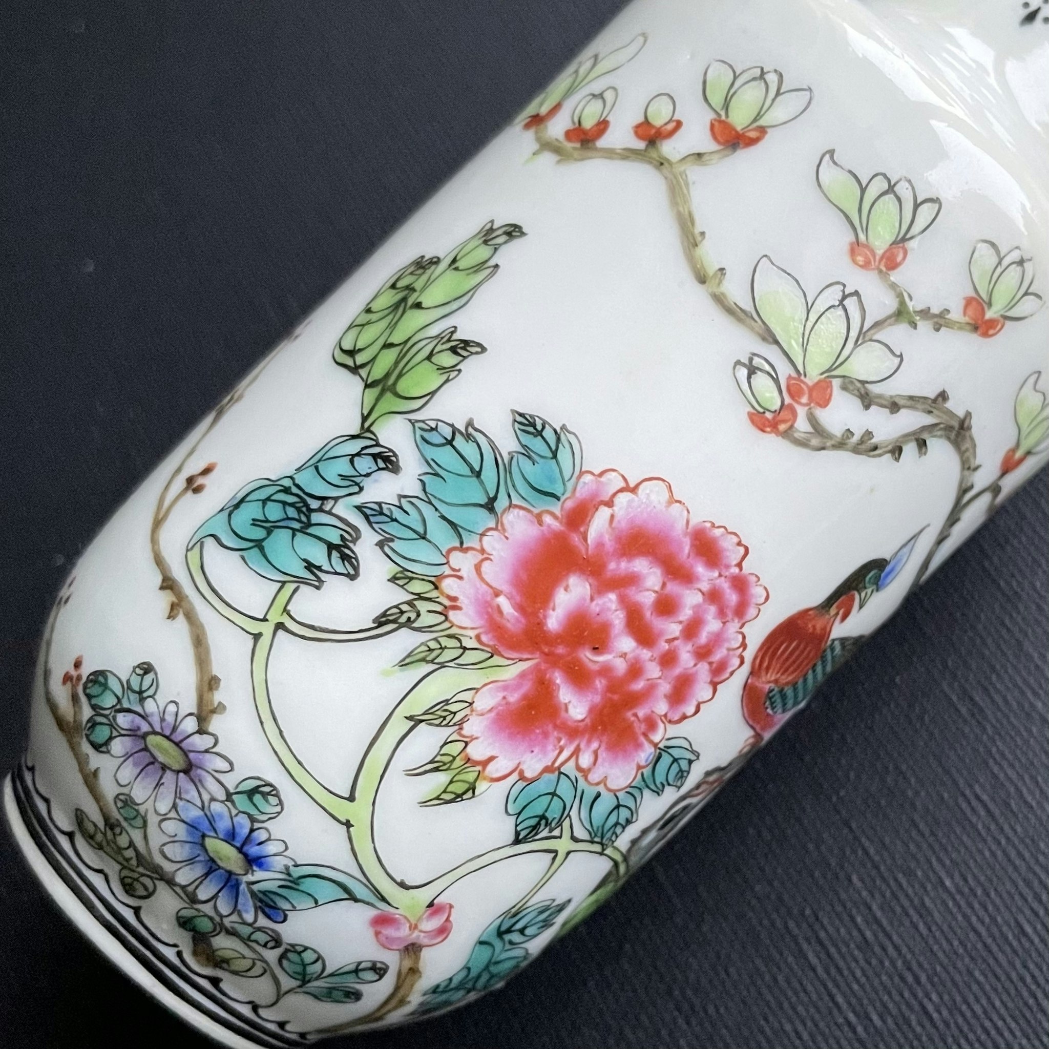 A pair of Chinese famille rose vases Second Half of 1900's 50's 60's