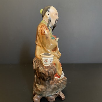 A Vintage / Antique chinese porcelain figurine Republic #979