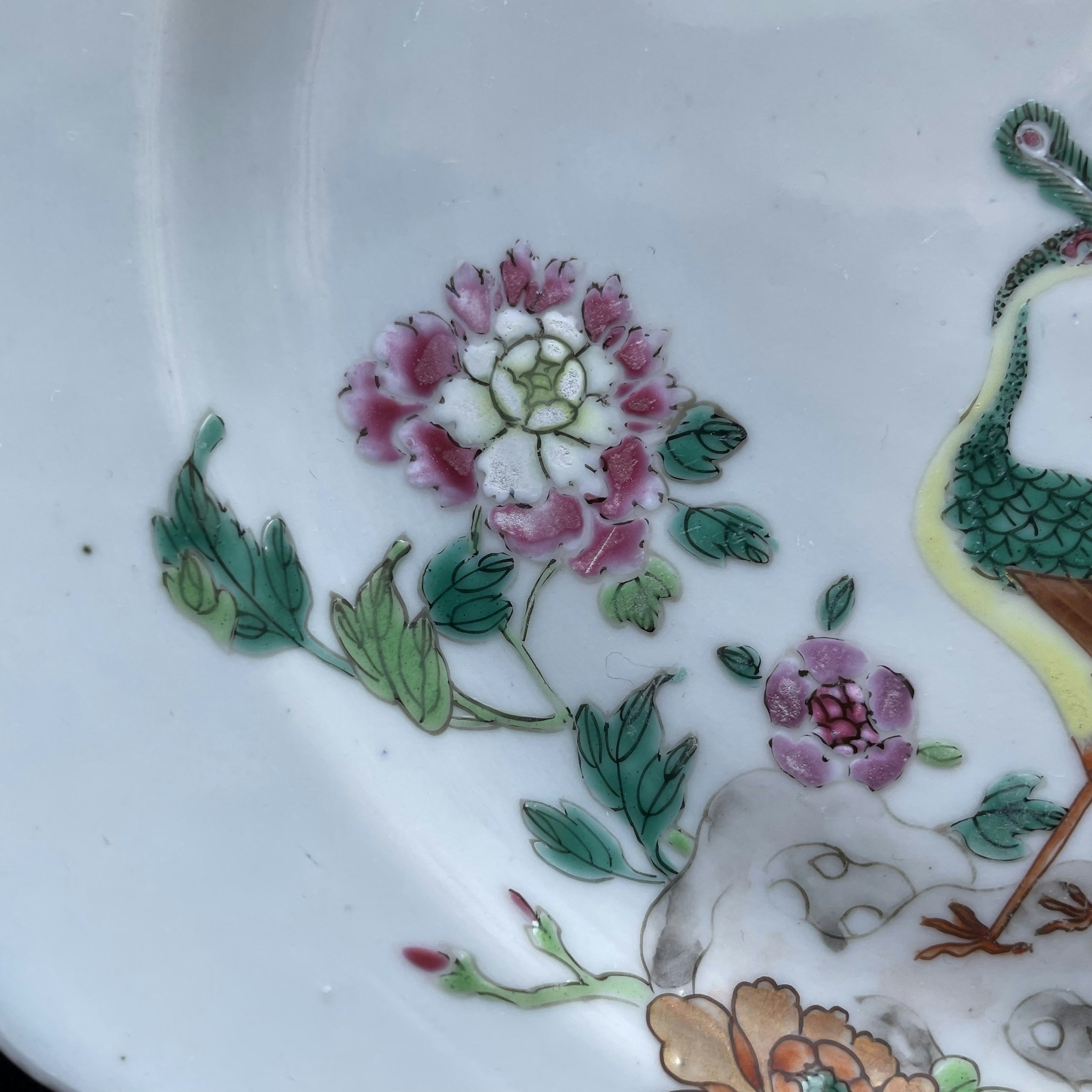 A Chinese famille rose plate with peacock, Qianlong, Qing Dynasty #1015