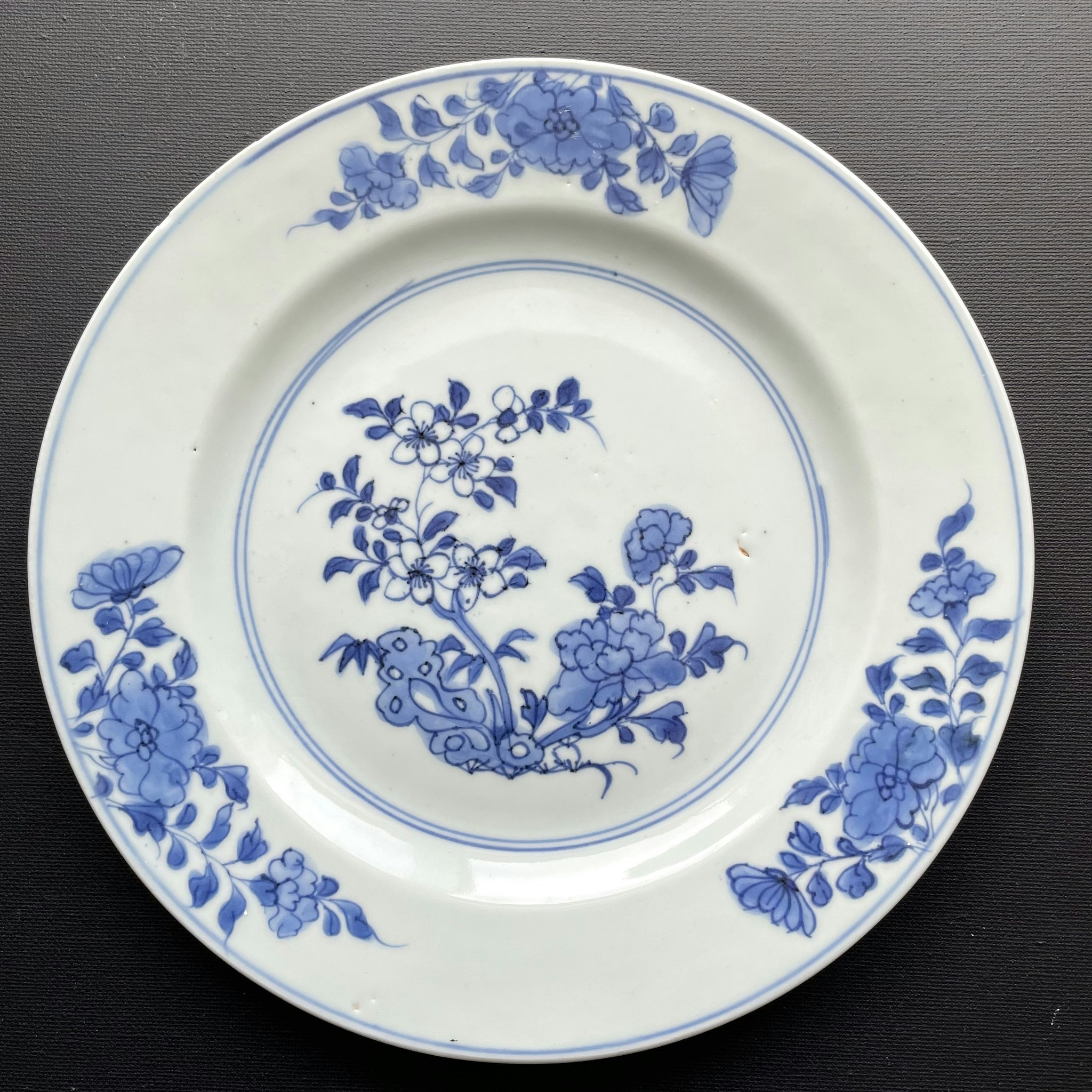 Antique Chinese Export Blue and White Porcelain plate, Qianlong period #1028