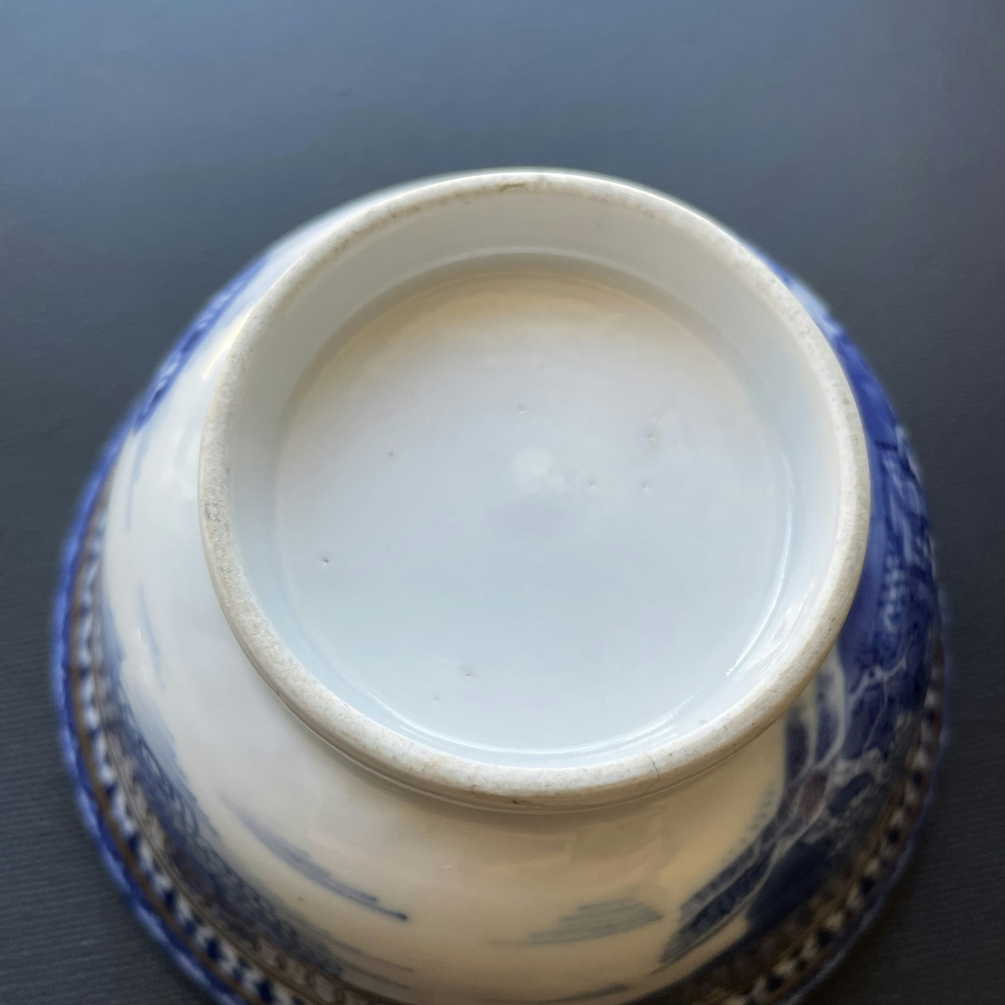 Antique Chinese blue and white sugar bowl with lid Qianlong period #1055