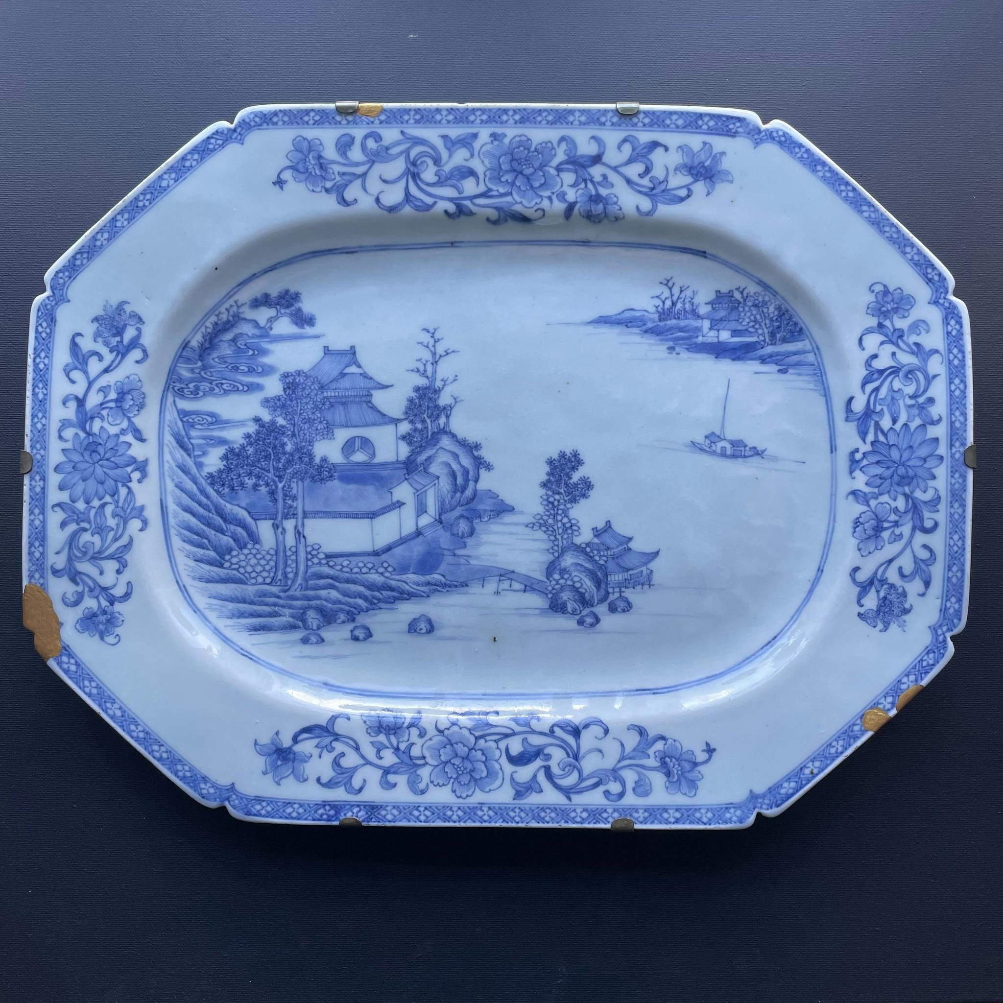 Antique Chinese Export Blue and White Porcelain platter, Qianlong period #1256