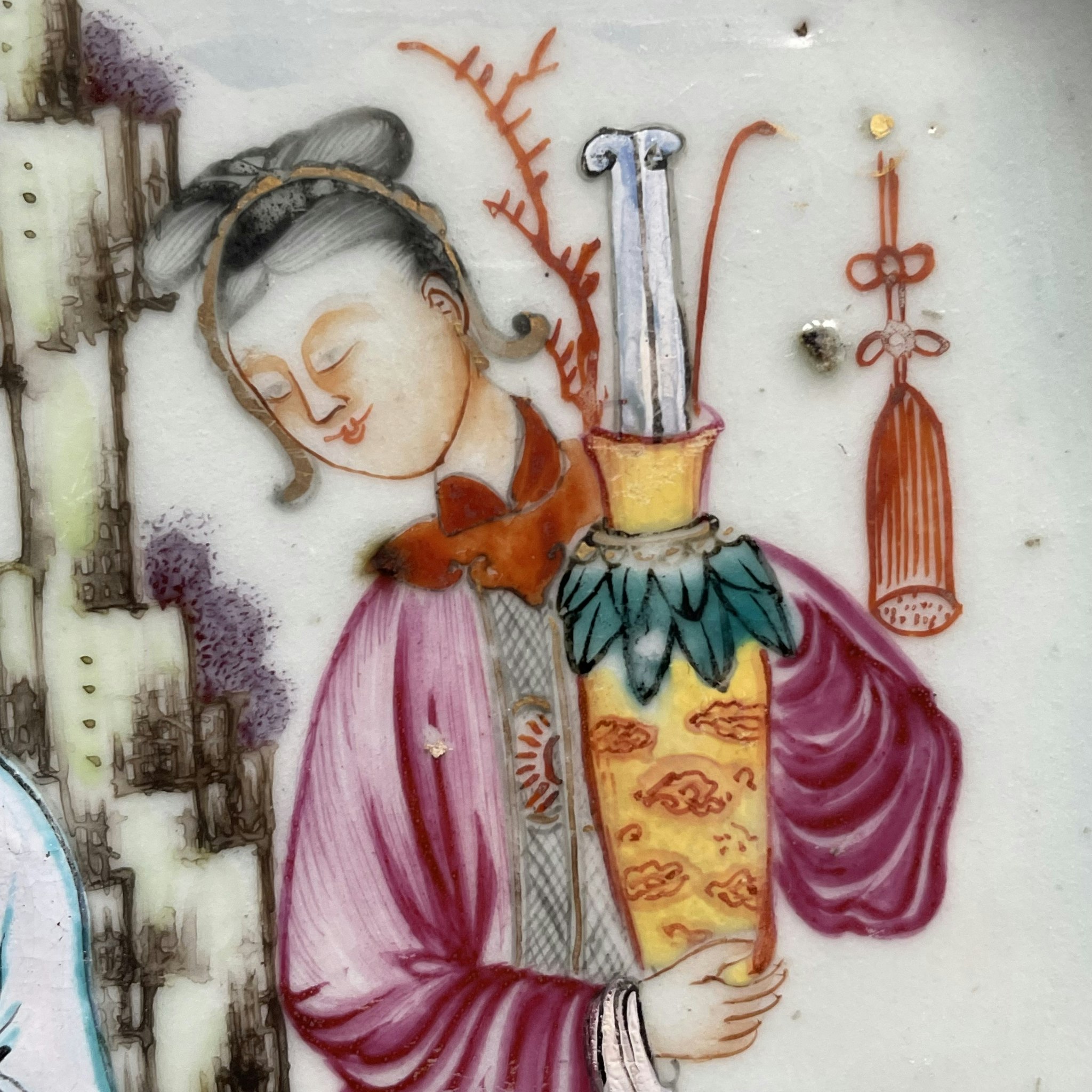 Chinese antique famille rose / rose mandarin platter, Qianlong Period #1286