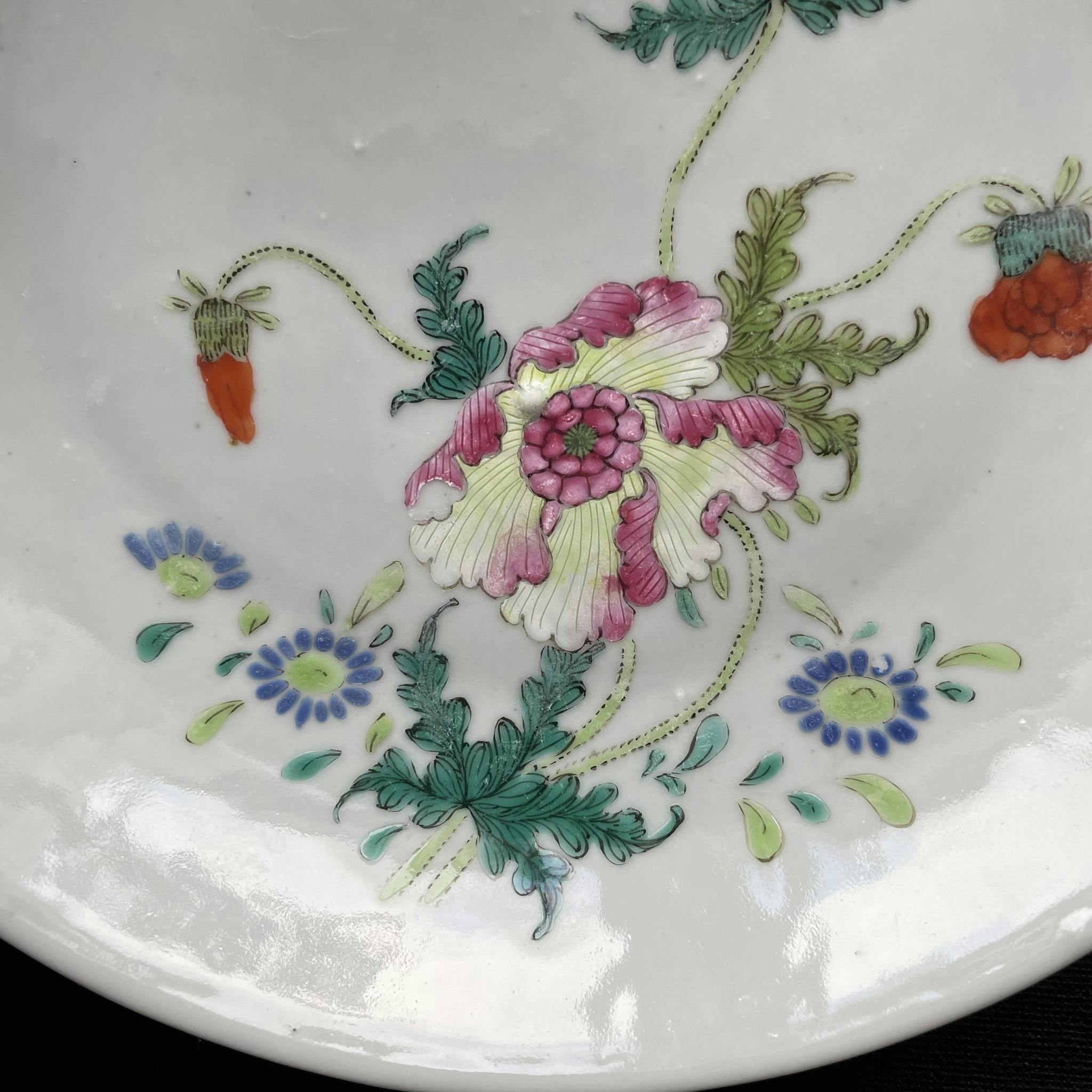 Antique Chinese famille rose deep mouth dish, Yongzheng Period #1311