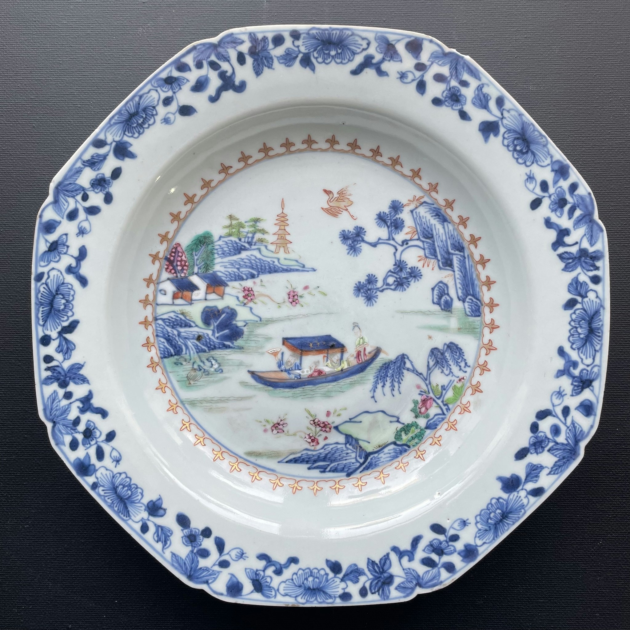 Antique Chinese underglazed blue plate with Famille Rose, Qianlong, Qing #1305