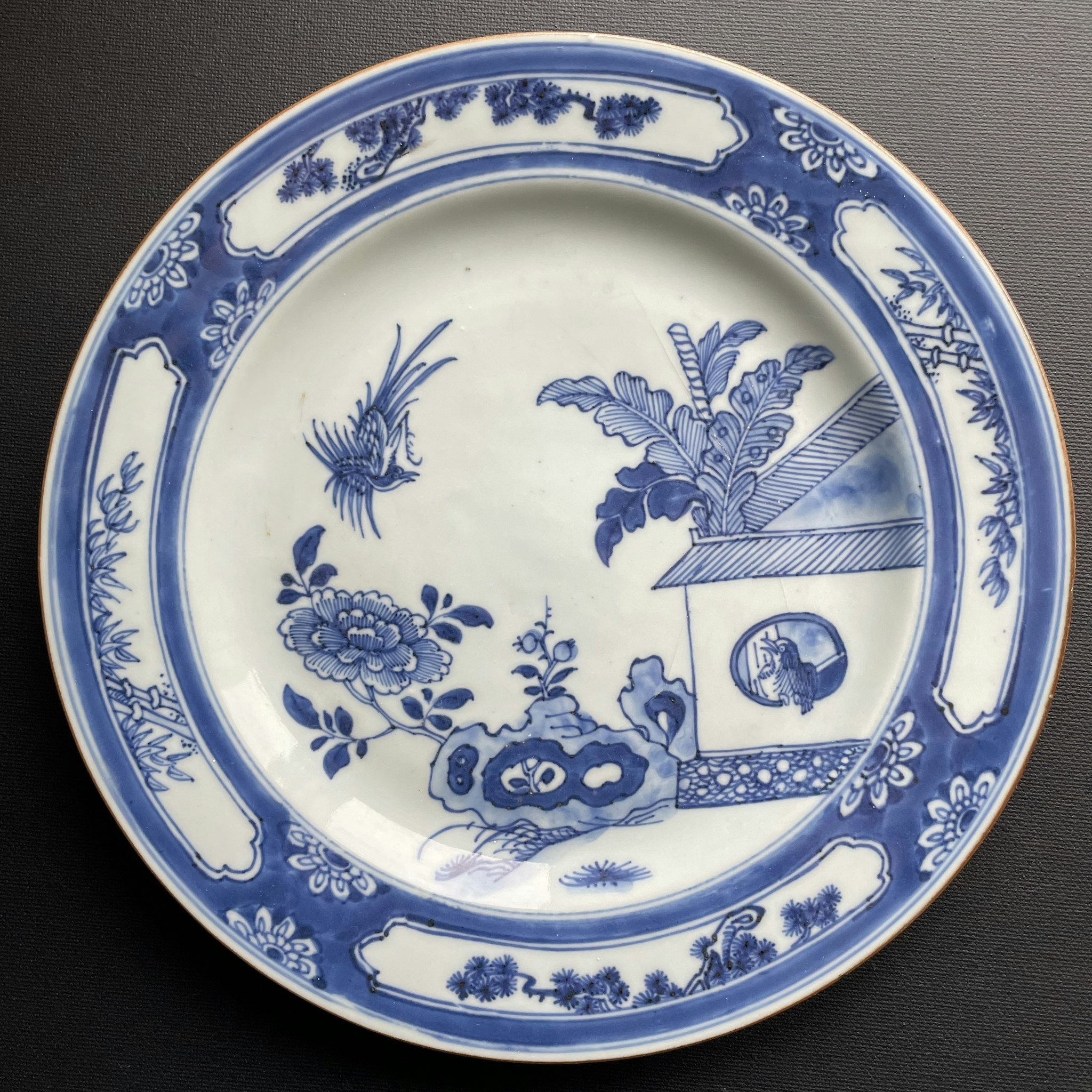 Antique Chinese blue and white plate Cuckoo in the house, Qianlong #1336