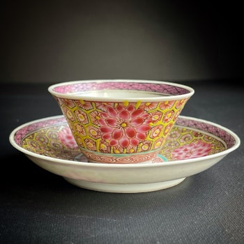 Antique Chinese famille rose teacup and saucer, Yongzheng Period #1350