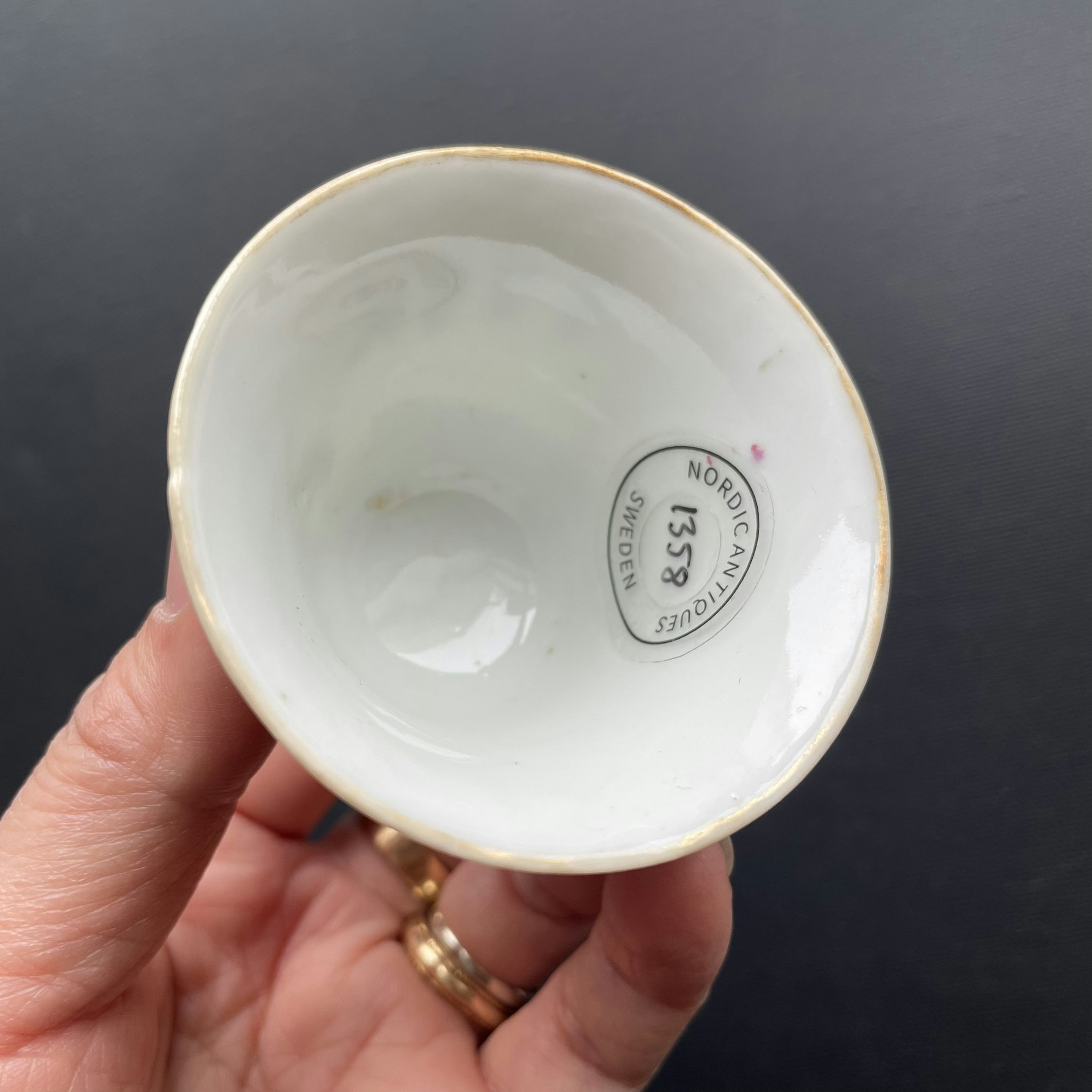 Antique Chinese famille rose teacup , late Qing Dynasty #1358