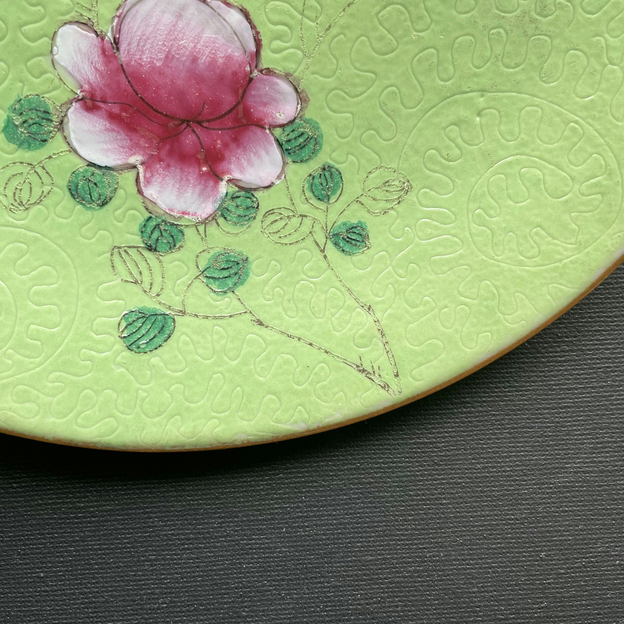 Antique Chinese green scraffito ground dish with flowers Jiaqing M&P #1385