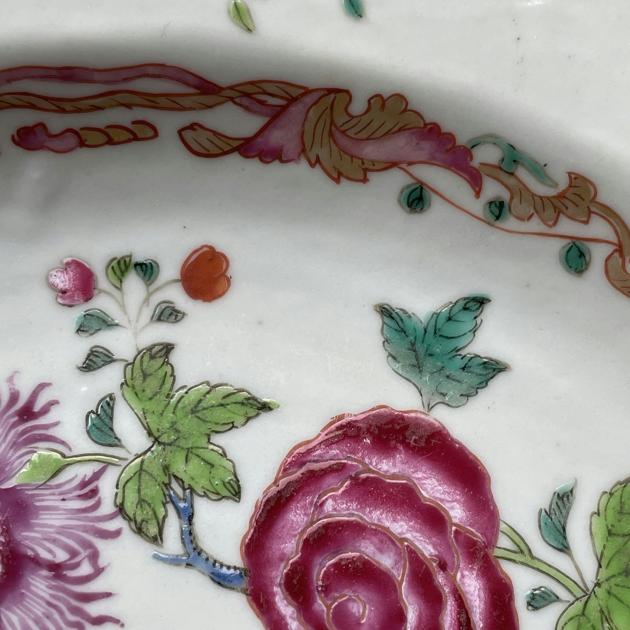 Antique Chinese famille rose plate, Qianlong, 18th c #1395