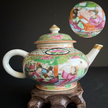 Antique Chinese rose mandarin teapot 19th century #1409