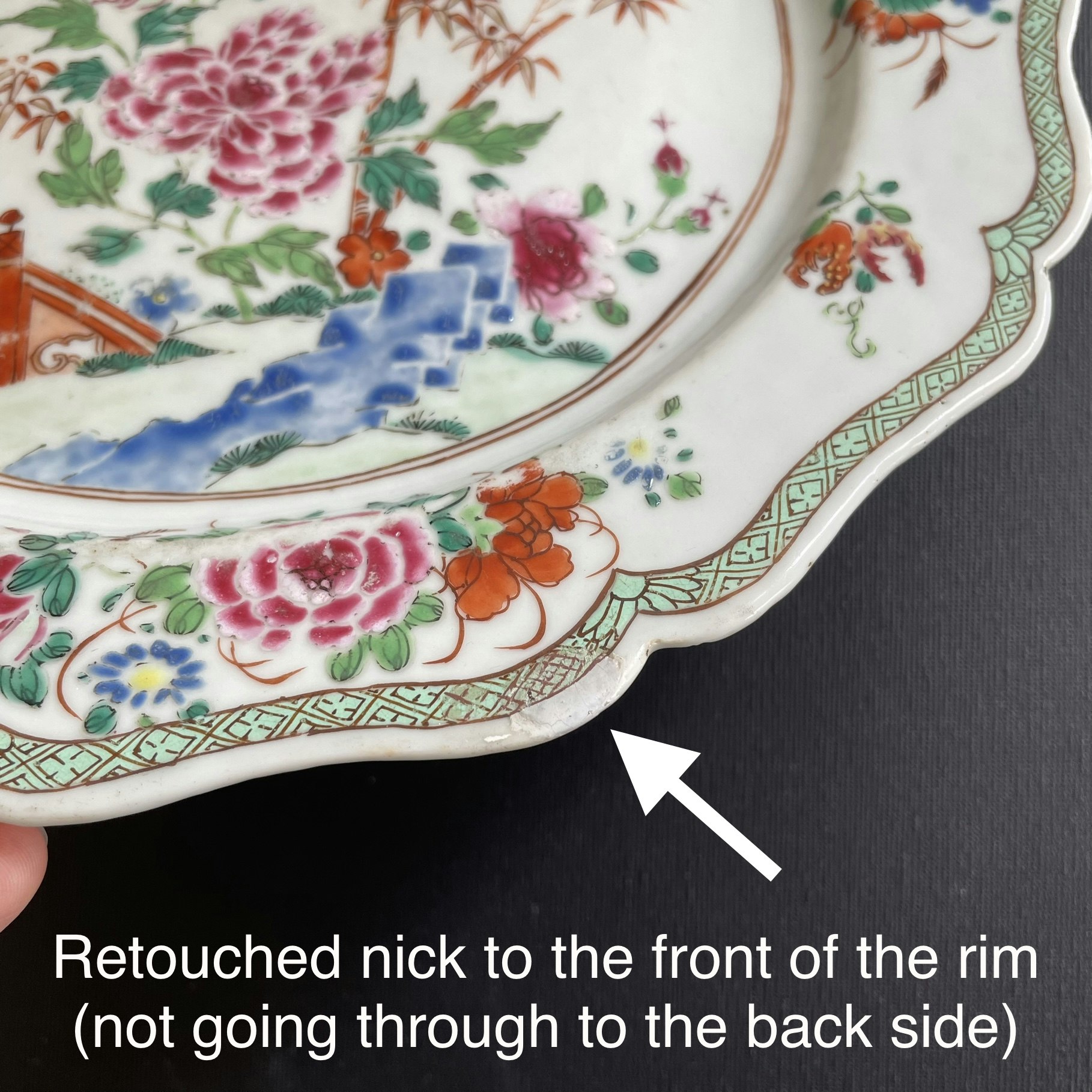 Antique Chinese famille rose plate / under tray, Qianlong, 18th c #1418