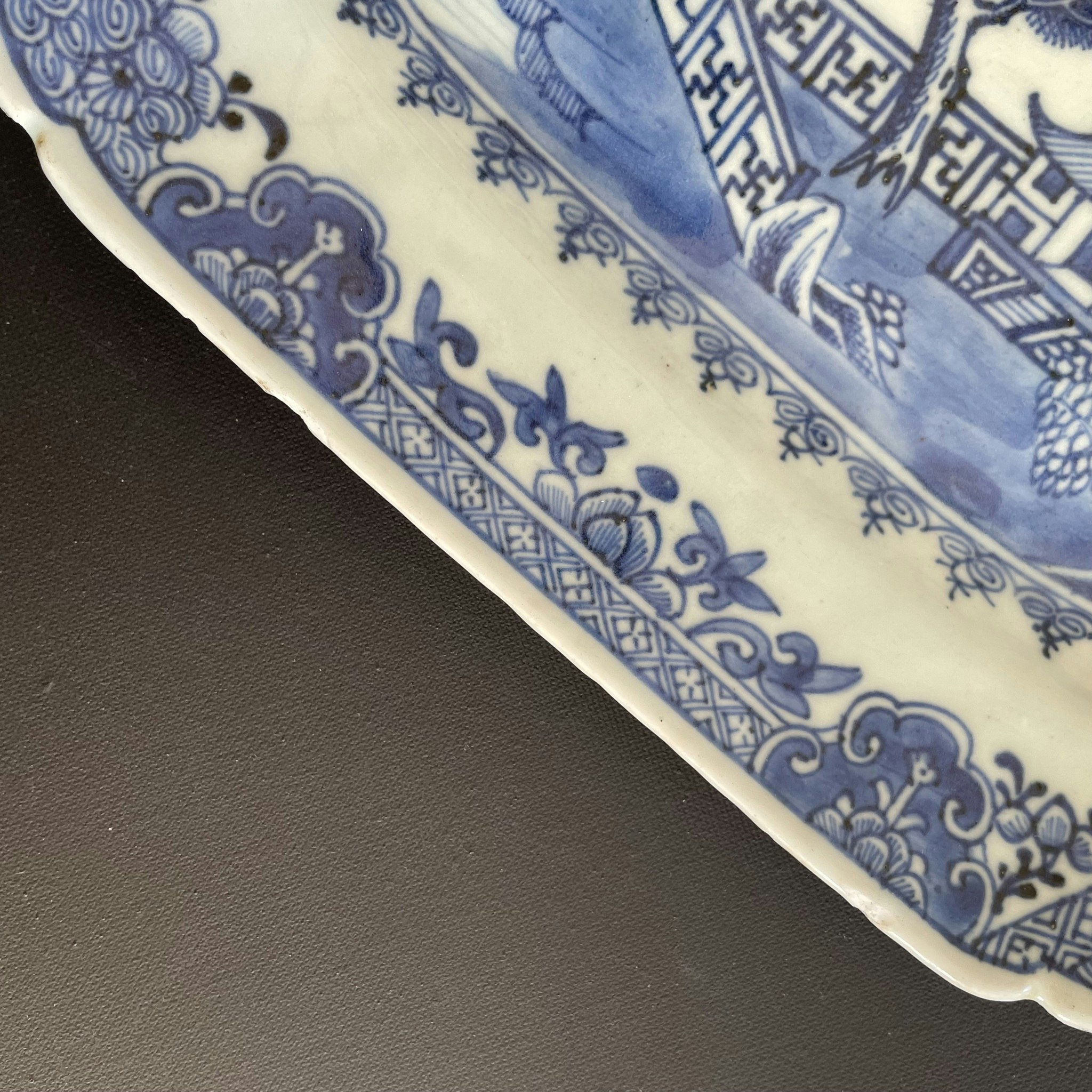 Antique Chinese Export Blue and White Porcelain platter, Qianlong period #1435