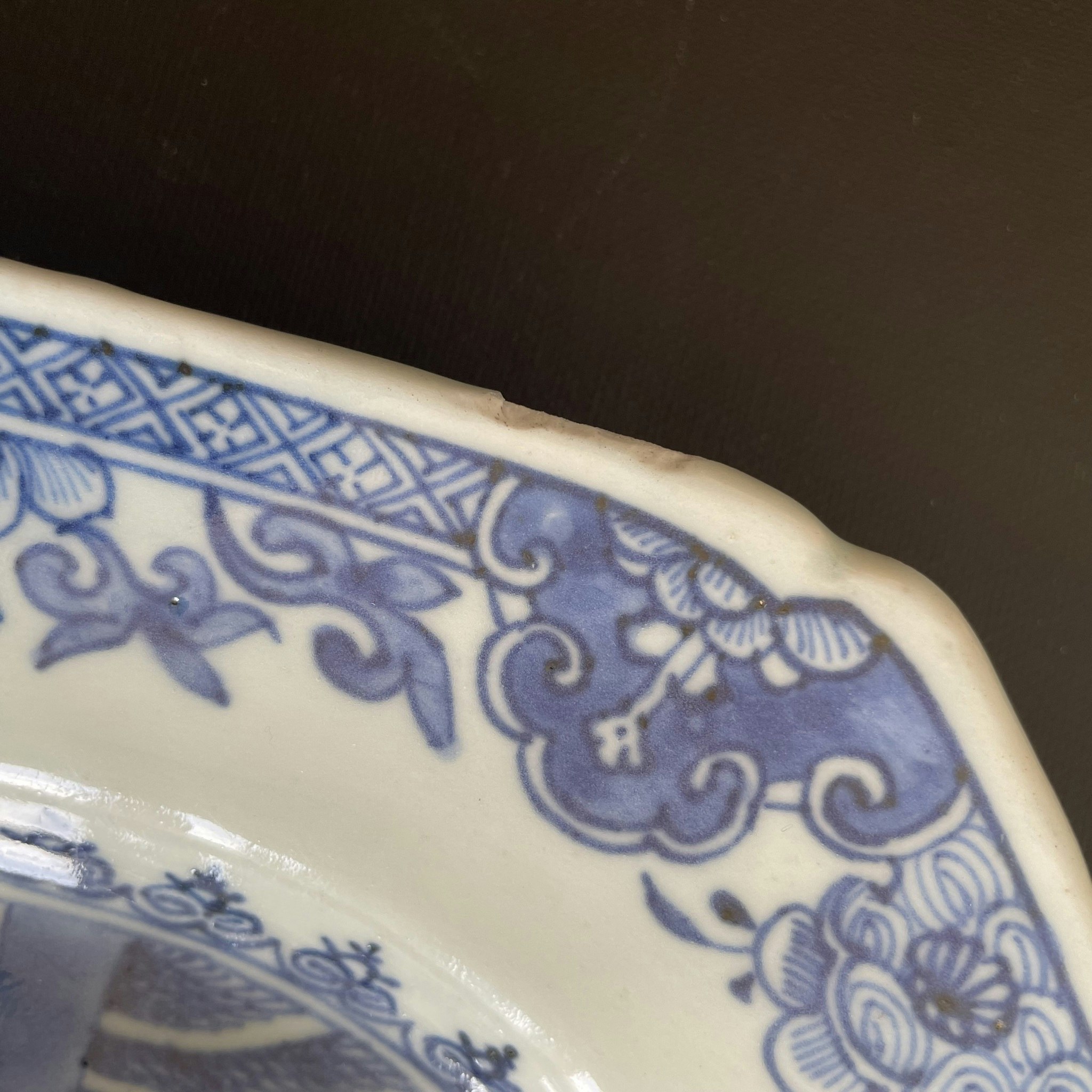 Antique Chinese Export Blue and White Porcelain platter, Qianlong period #1435