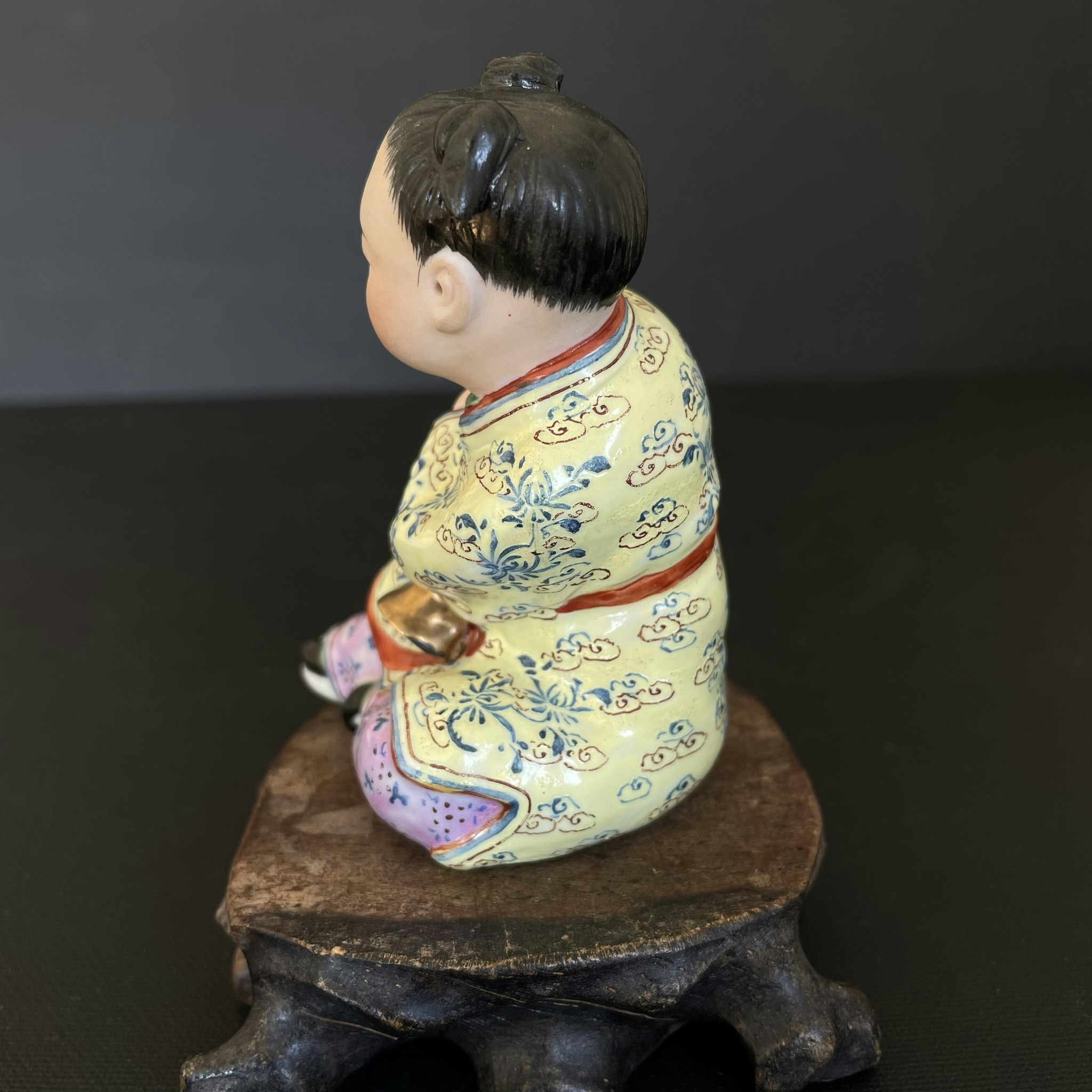 Vintage Chinese porcelain figurine, 20th c #1457