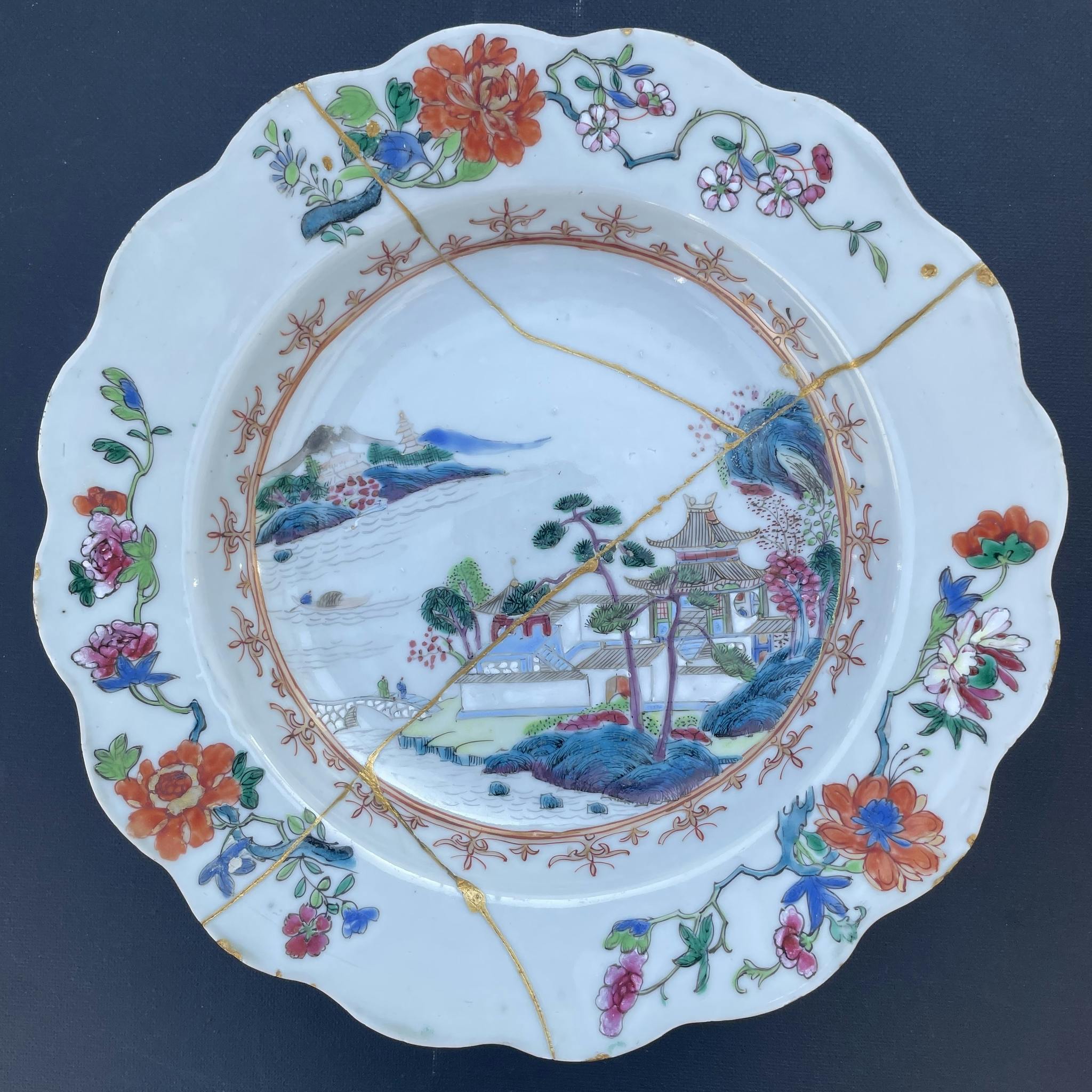 Antique Chinese famille rose plate, Qianlong, 18th c #1459