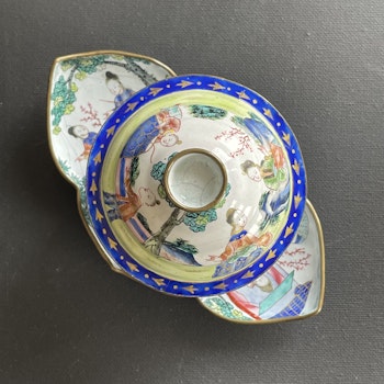 Antique Chinese Canton Hand Painted Enamel teacup with saucer, 19th c #1466