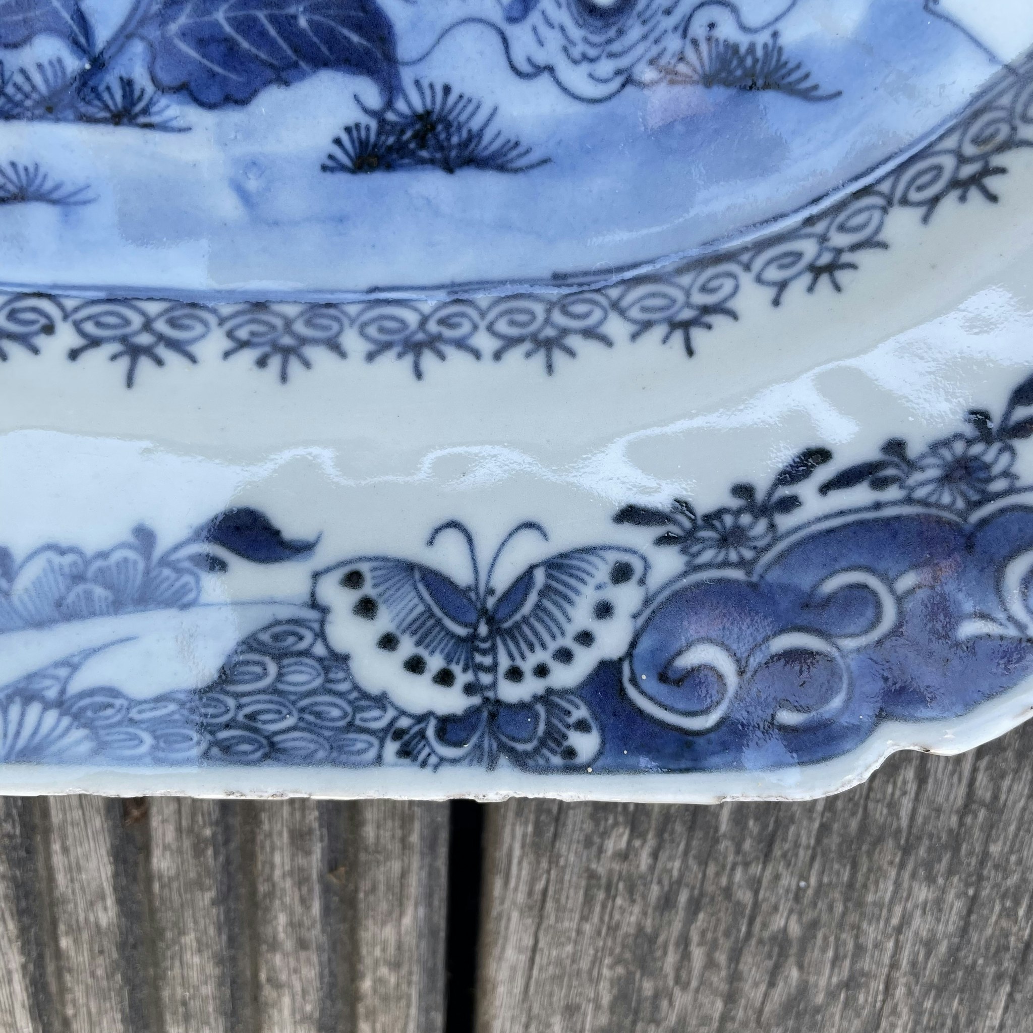 Antique Chinese platter in blue and white, Qianlong period #1469