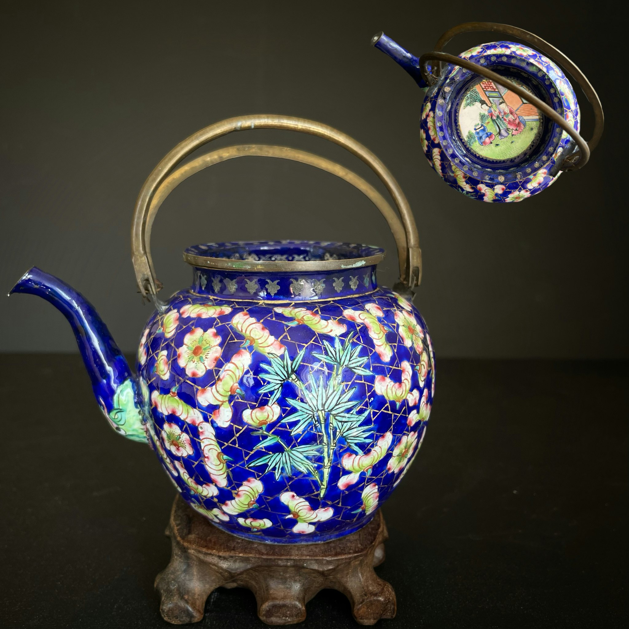 Antique Chinese Canton Hand Painted Enamel teapot, 19th c #1483