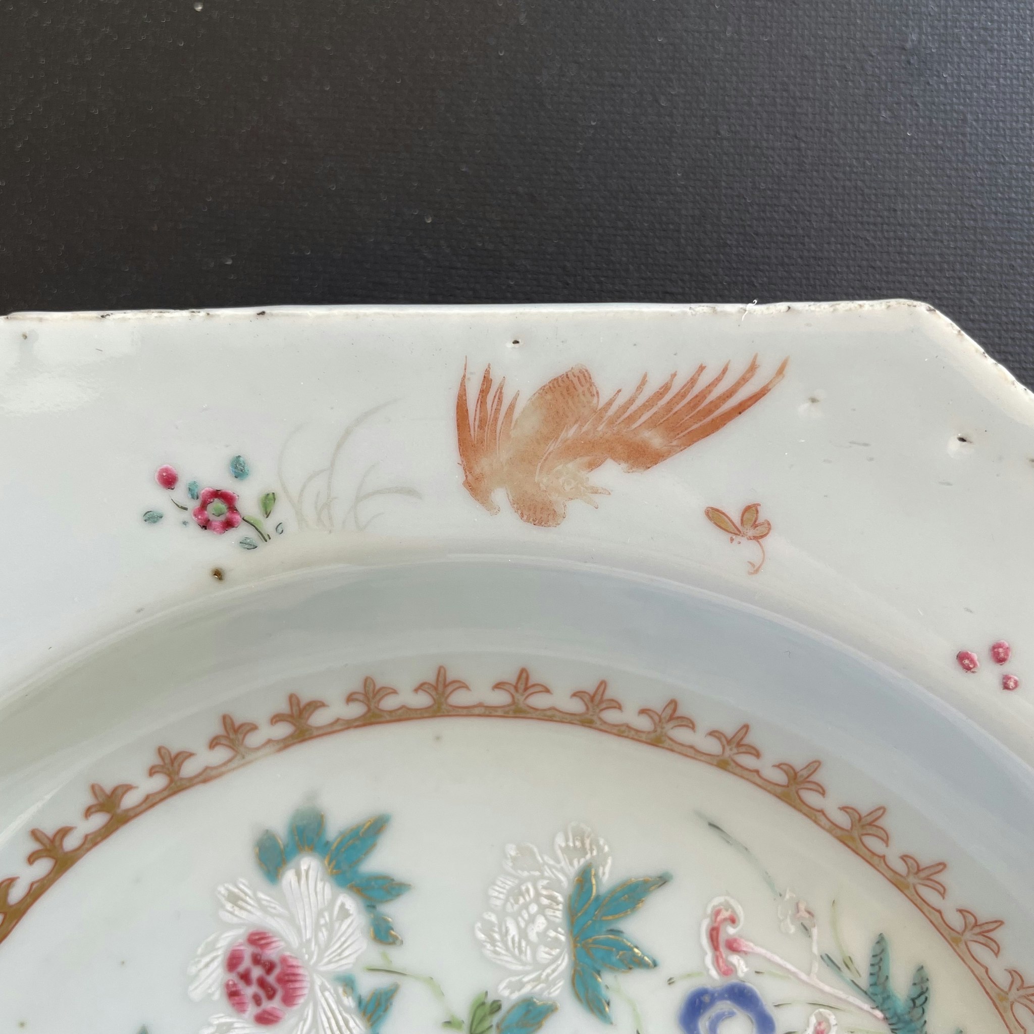 Chinese famille rose octagonal plate, Qianlong, 18th c #1486