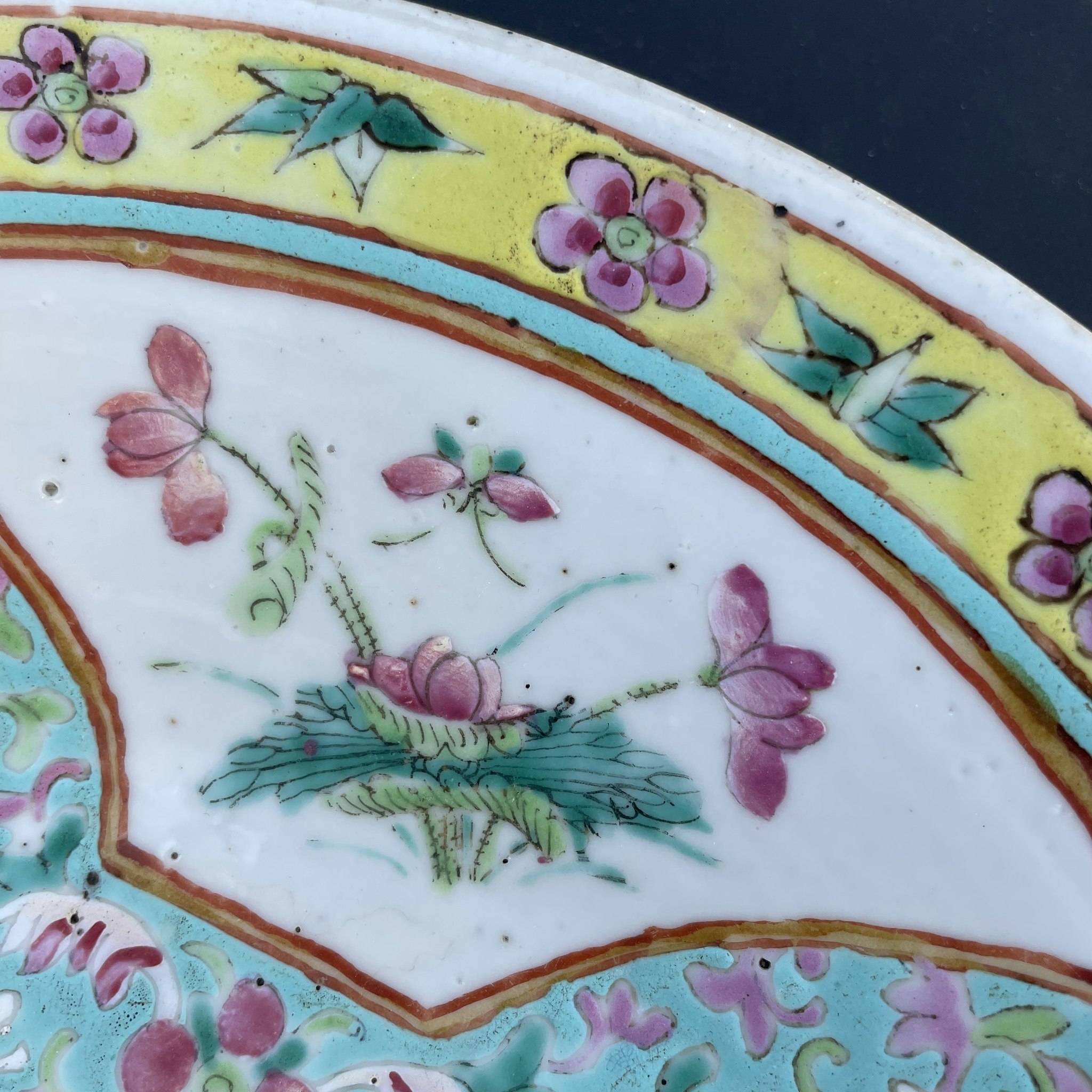 Chinese Peranakan Nyonya Straits charger, late Qing dynasty #1492