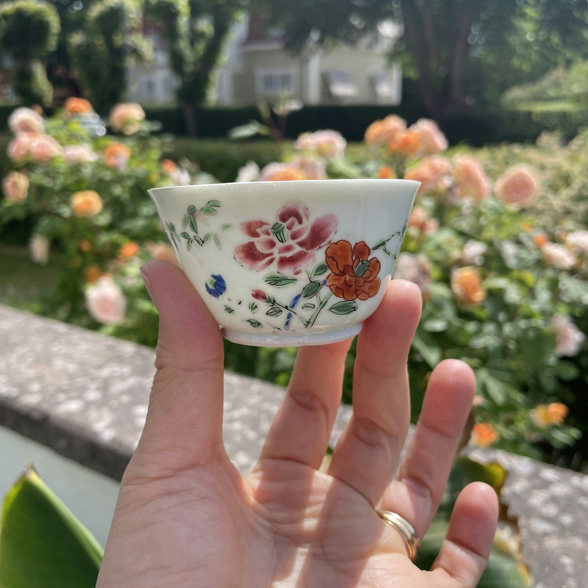 Chinese Antique Porcelain teacup Yongzheng / Qianlong Period Famille Rose #1520