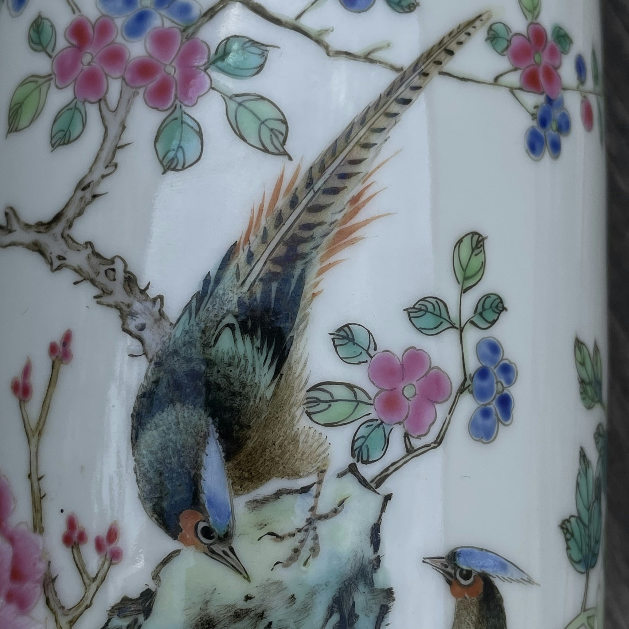 A vintage Chinese famille rose vase 1950-1970's #1522