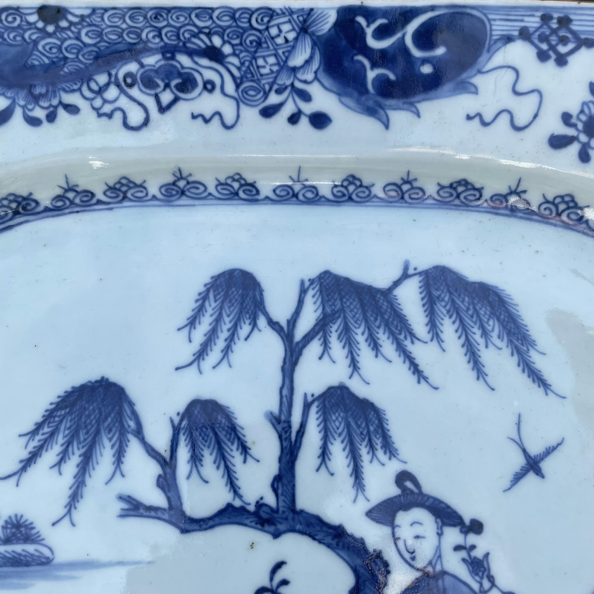 Chinese Antique Underglazed Blue and White Platter, Qianlong Period #1523