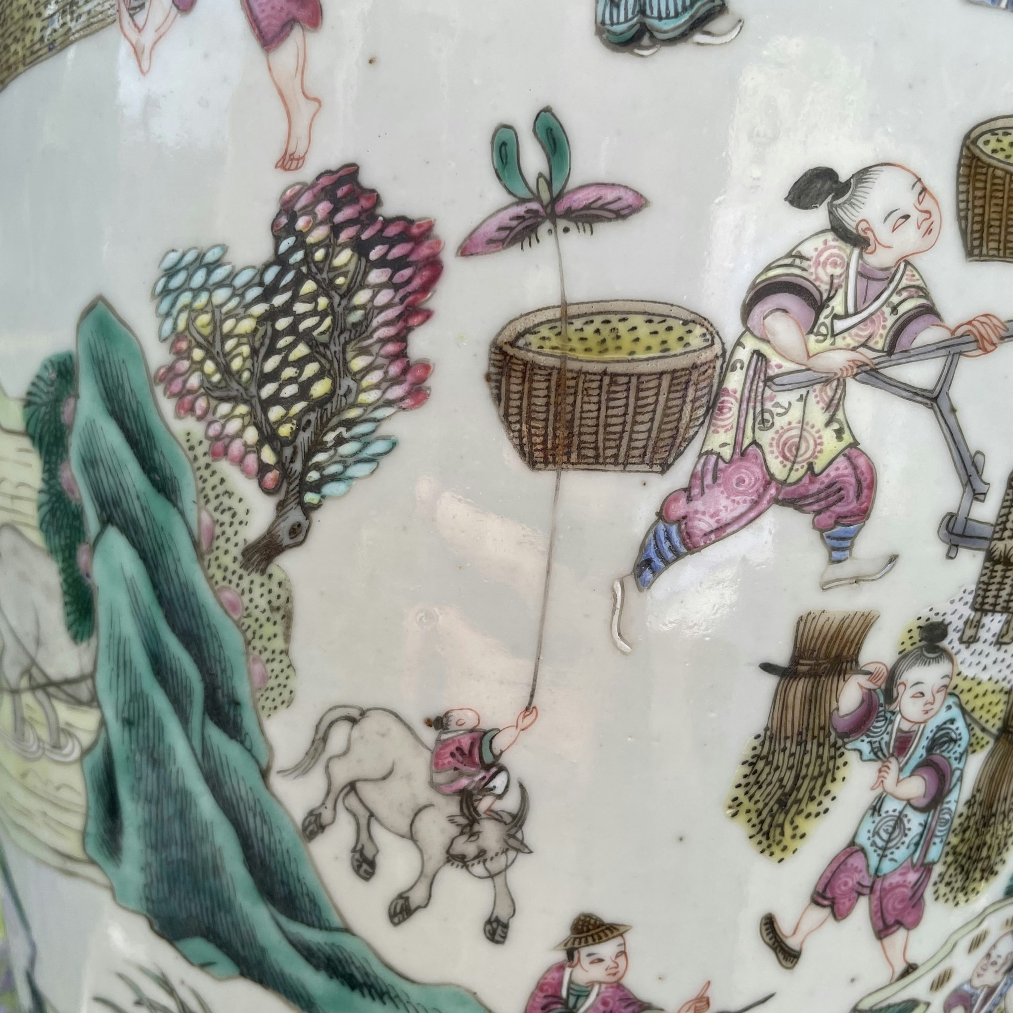 Chinese Antique porcelain vase, Tongzhi/Guangxu, second half of the 19th c 耕织图#1539