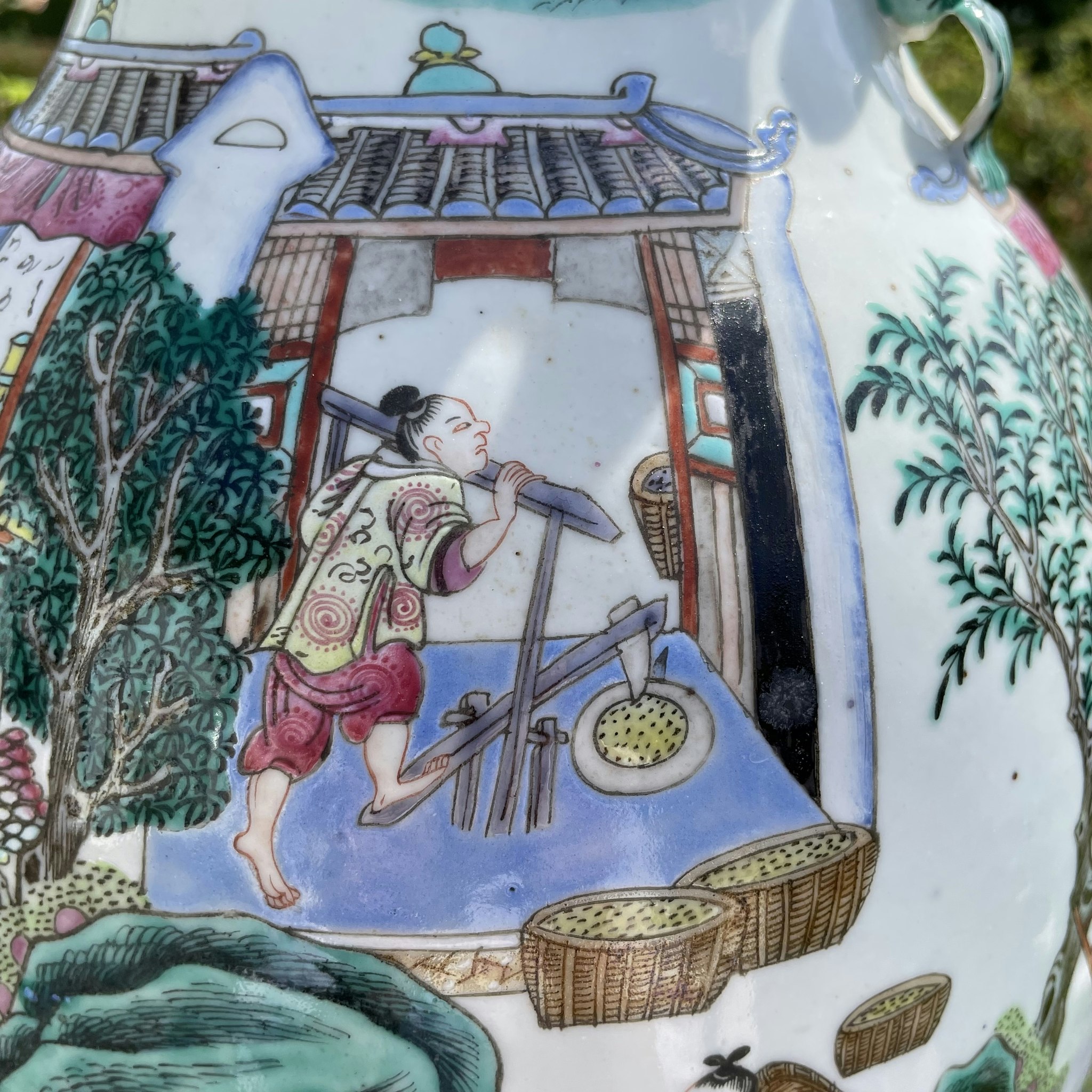 Chinese Antique porcelain vase, Tongzhi/Guangxu, second half of the 19th c 耕织图#1539