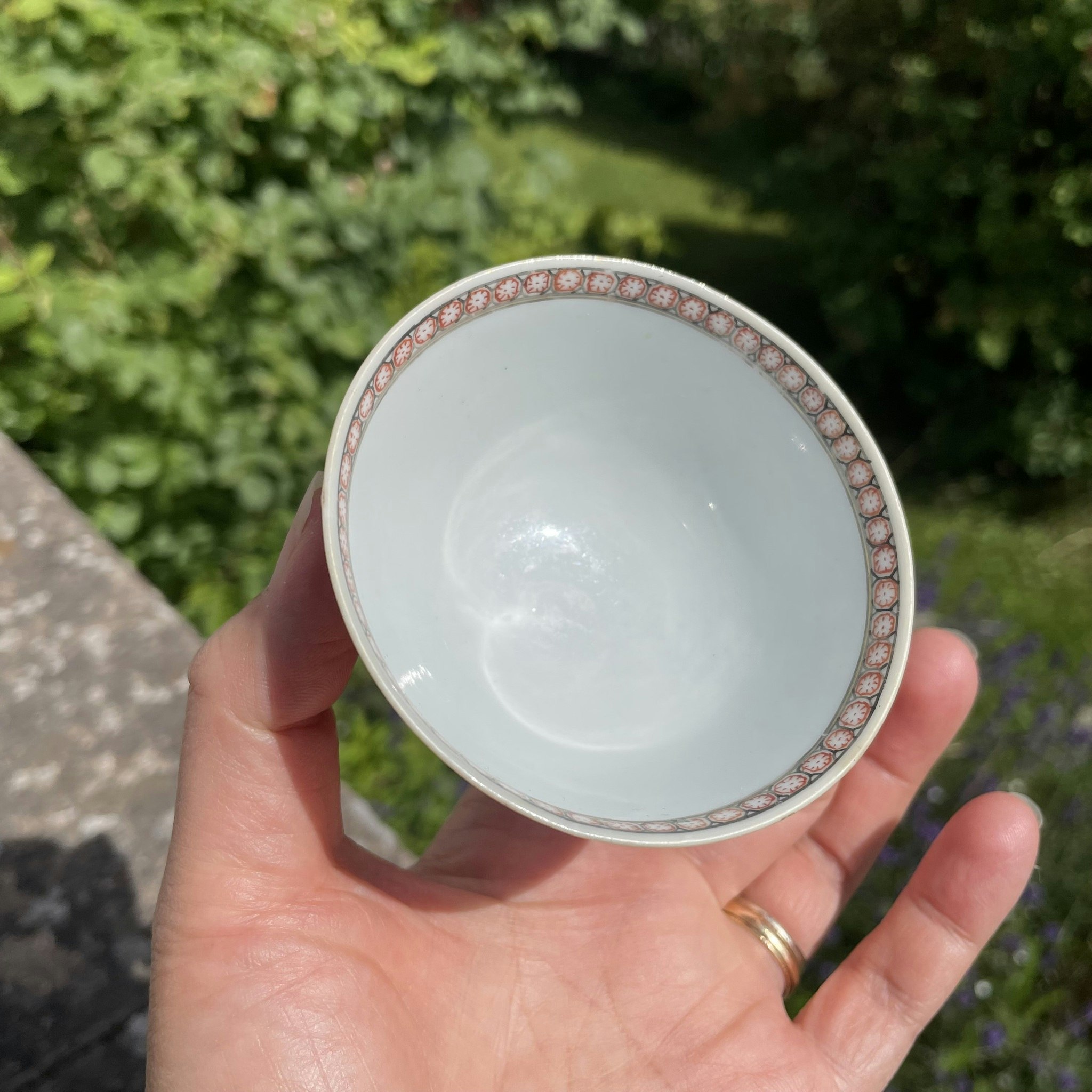 Chinese Antique Porcelain teacup Qianlong Period Rose Mandarin #1537