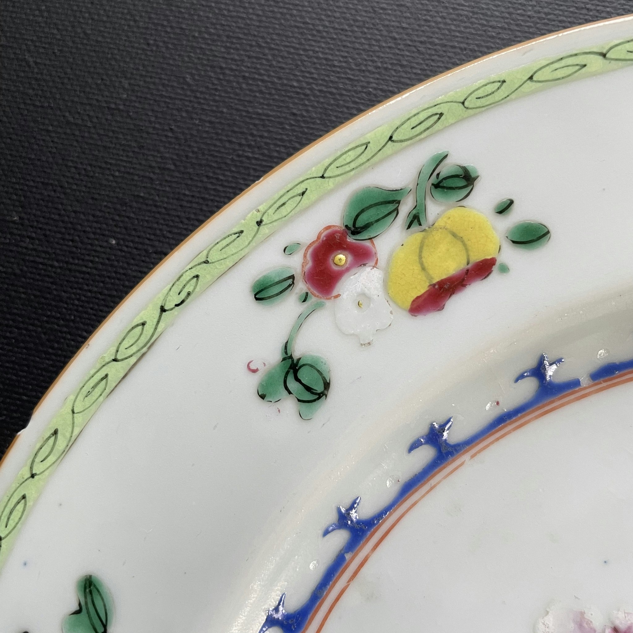 Chinese Antique porcelain plate first half of 18th C Yongzheng / Qianlong #1559