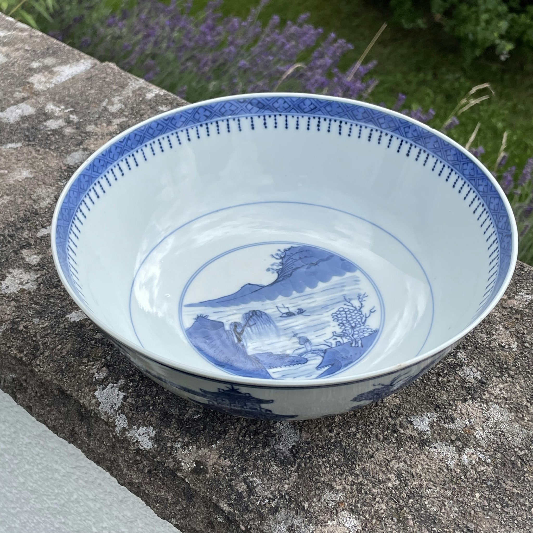 Chinese antique underglazed blue and white large bowl, Jiaqing 19th c #1565